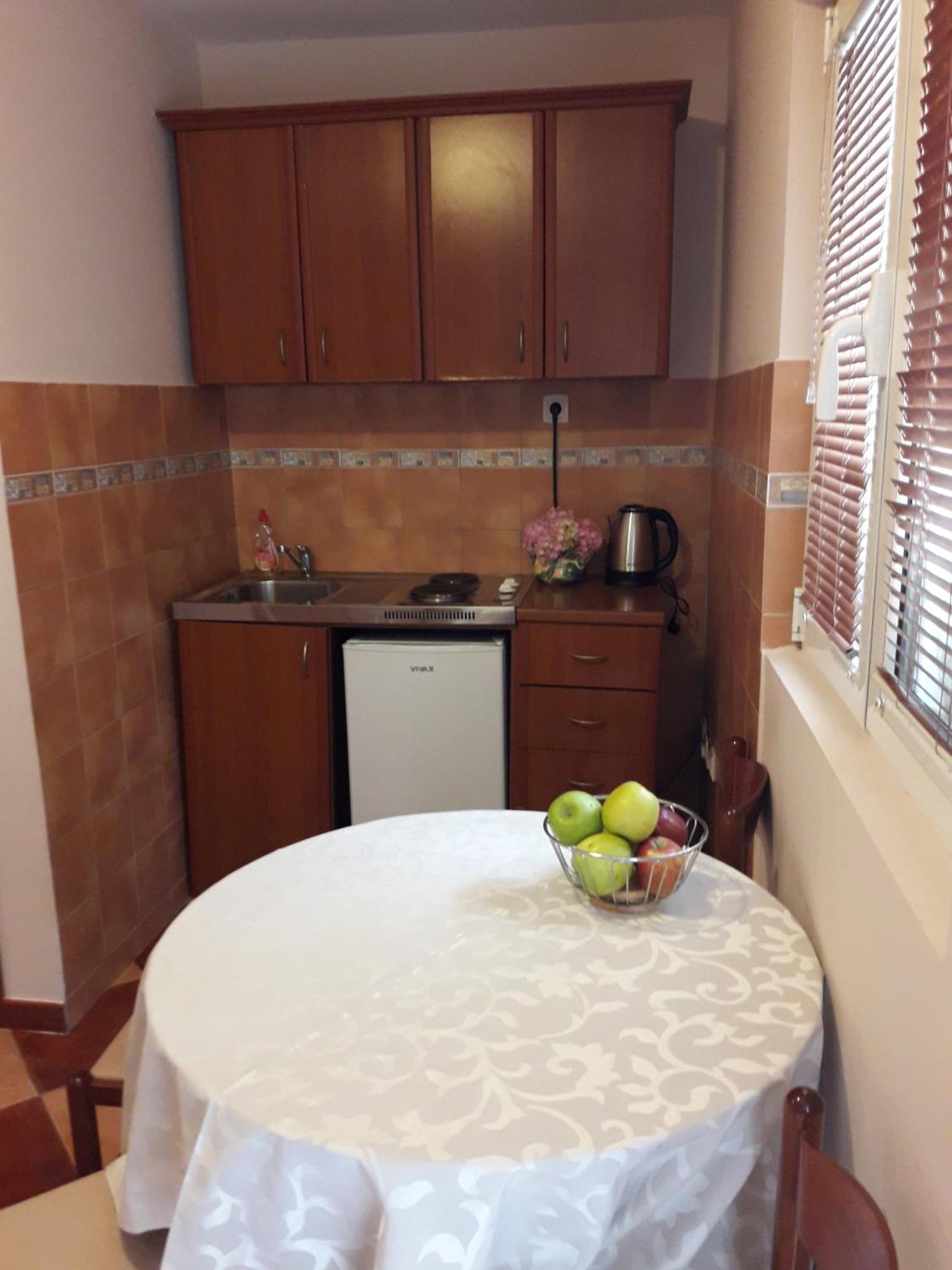 בודווה Apartments Ant מראה חיצוני תמונה