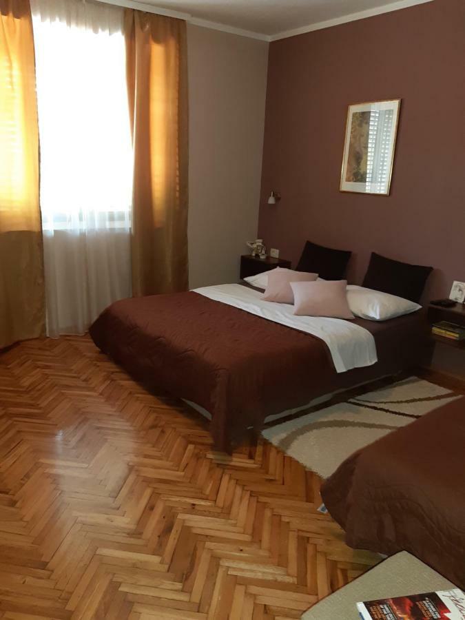 בודווה Apartments Ant מראה חיצוני תמונה